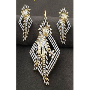 Ensemble collier et boucles d'oreilles de créateur, finition or blanc de qualité supérieure, pour mariage, collection pour femmes. - Product Image 2