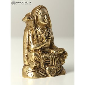 Petite sculpture en laiton Adi Guru Shankaracharya de 3 pouces pour la décoration intérieure, les cadeaux et les temples fabriqués en Inde - Product Image 2