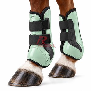 Botas de equitación premium que ofrecen una cobertura confiable para las patas, comodidad transpirable y un cierre seguro para caballos activos. - Product Image 4