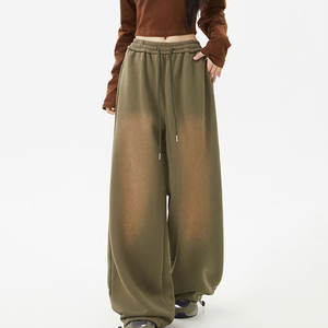 bulk women's sweatpants supplier | women's zip pocket joggers manufacturer | women's <b>y2k</b> baggy sweatpants style - Product Image 1