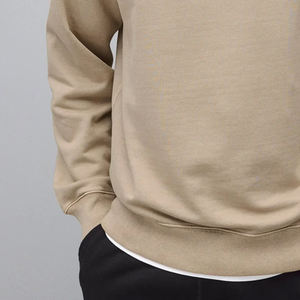 เสื้อสเวตเชิ้ตคอกลมทรงลำลองทันสมัยสำหรับผู้ชาย ขายส่งสำหรับการจัดจำหน่ายปลีกส่งระหว่างประเทศ แขนยาว พร้อมโลโก้แบบกำหนดเอง - Product Image 3