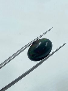 Ópalo de Fuego Natural Negro, Corte Ovalado, Piedra Suelta de 8.30 Quilates, 12x17MM, para Joyería - Product Image 3