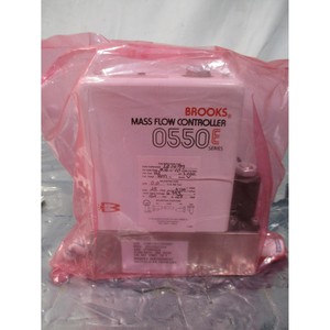 Contrôleur de débit massique BROOKS 0550E MFC, 300 SCCM - Équipement et pièces semi-conductrices d'occasion fiables à l'échelle mondiale - Product Image 3