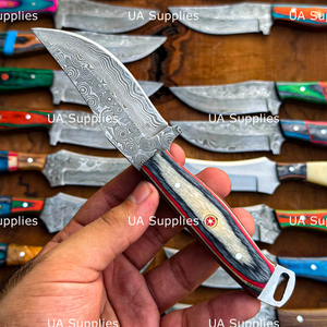 มีดล่าสัตว์เหล็กดามัสกัสขายดีที่สุดจาก UA Supplies ด้ามไม้ผสมเรซิ่น รับผลิตตามแบบ OEM คุณภาพระดับอุตสาหกรรม ขายส่ง - Product Image 3