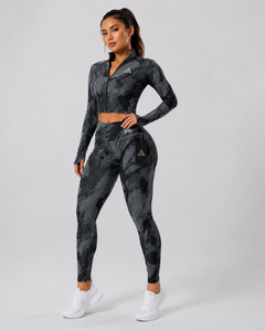 Conjunto de Yoga Transpirable para Mujer con Logotipo Frontal - Top de Diseño Sólido y Cierre Elástico en la Cintura para Gimnasio, Fitness y Entrenamiento a Precio Económico - Product Image 1