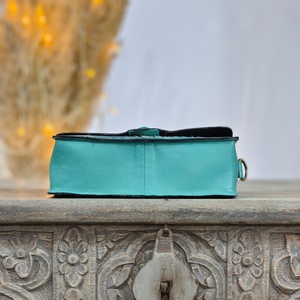 Bolso de Hombro Tipo Bandolera de Piel Auténtica con Pelo de Vaca, Diseño Moderno y Elegante para Mujer, con Solapa y Perlas, Hecho a Mano, Estilo Vintage - Product Image 4