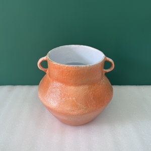Maceta Moderna de Aluminio de Alta Calidad con Textura Naranja y Asas, Florero de Mesa para Interiores, Hogar y Jardín - Product Image 6