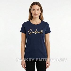 Camiseta Personalizada para Mujer, Corte Ajustado, Logotipo con Estampado Dorado, Algodón, Azul Marino, Fabricante de Camisetas, Proveedor de Camisetas Personalizadas para Dama - Product Image 1