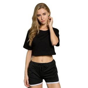 Produit personnalisé Ensemble d'été pour femmes, imprimé personnalisé, crop top, t-shirts et shorts, t-shirts courts à demi-manches, surdimensionnés et ajustés - Product Image 1