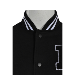 Veste de baseball universitaire en cuir noir à manches ajustées, personnalisable avec logo, vente en gros, collection automne - Product Image 5