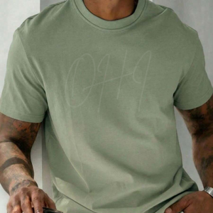 Camiseta de Algodón Extra Grande para Hombre con Logotipo Personalizado, Estilo Urbano Moderno, Color Sólido, Suave, Transpirable, Ecológica, de Secado Rápido, Cuello Redondo, Informal - Product Image 1