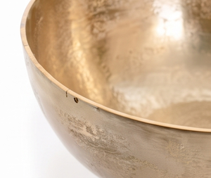 Cuenco Decorativo Premium de Metal Dorado con Tres Patas, Diseño Minimalista Hecho a Mano, Acabado Pulido para Decoración del Hogar - Product Image 2