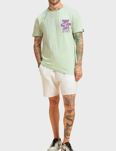 T-shirt imprimé DTF de qualité supérieure pour hommes, tee-shirt en coton à motif personnalisé, fabricant en gros, tissu respirant et doux, fabrication OEM et ODM - Product Image 1