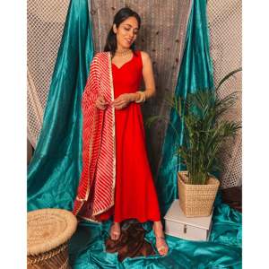 Ensemble Salwar Kameez Rouge Rouge à Lèvres XS en Rayonne pour Mariages et Cérémonies - Product Image 2