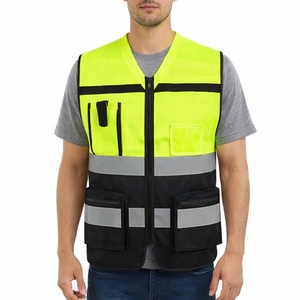 เสื้อกั๊กนิรภัยสำหรับผู้ชายแบบมองเห็นได้ชัดเจน มีหลายกระเป๋า ทนทาน ใช้งานได้จริง สวมใส่สบาย กระชับพอดีตัว คุณภาพระดับมืออาชีพ ให้การปกป้องที่เชื่อถือได้ - Product Image 1
