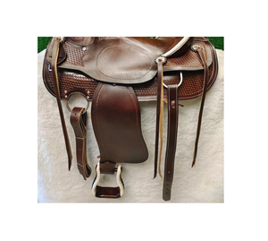 Silla de montar western de cuero marrón para cuerda con conchos de diseño floral tallado y juego de arreos, de 10 a 18 pulgadas - Product Image 3