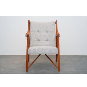 Modern Walnut Wood Lounge <b>Chair</b> Grey Tufted Leather Upholstery Curved Armrests for Living Room Furniture PISANO - Product Image 2