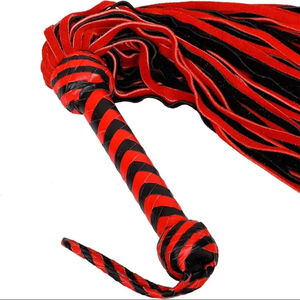 Fouet en cuir BDSM personnalisable de haute qualité, tendance, avec queues authentiques, design sur mesure SPALL JP SPORTS SJS-HF-0027 - Product Image 1