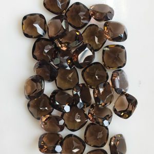Cuarzo Ahumado Marrón Natural de 10 mm, Corte Cojín, Gema Suelta de la Mejor Calidad para Joyería - Product Image 3