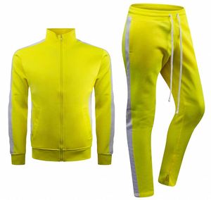 Conjunto Deportivo Unisex Amarillo con Sudadera de Manga Larga con Cremallera, Bolsillos Laterales, Estilo Deportivo Casual, Transpirable, con Capucha, Color Sólido - Product Image 1
