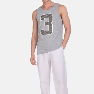 Men's Fitness Sports Vest Neck Curved <b>Hem</b> Sleeveless Tank <b>Top</b> <b>Elastic</b> Customized Color Breathable Quick Dry Tank <b>Tops</b> - Product Image 3