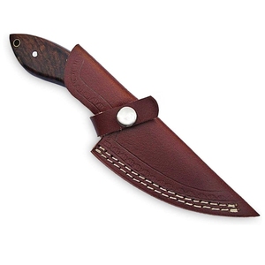 Cuchillo de caza de acero de Damasco de grado industrial, hoja fija tipo Skinner con punta de gota y filo serrado, 4.5mm de grosor, espiga completa, mango de madera y cuero - Product Image 6