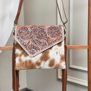 OEM ODM personnalisé vente en gros de femmes enveloppe en cuir usiné à la main sac à bandoulière à franges sacs à bandoulière en cuir de vache de créateur de haute qualité - Product Image 5