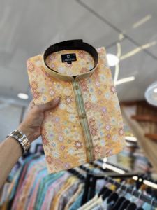 Kurta pour homme en pur coton, style Lucknowi, avec broderies et impression numérique |   Vêtements ethniques traditionnels pour Diwali, mariage et fête - Product Image 2