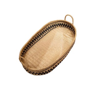 Cesta portátil negra de mimbre en forma de zig zag para cambiar pañales, junto con bandeja de mimbre para cambiar pañales con asas naturales para decoración. - Product Image 1