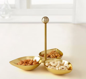 Plateau de service en métal doré à 3 compartiments avec support, bol à noix en forme de feuille pour fruits secs - Product Image 1