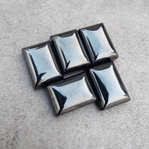 Hematita de Calidad AAA+ en Forma Rectangular con Base Plana y Calibrada para Joyería - Product Image 3
