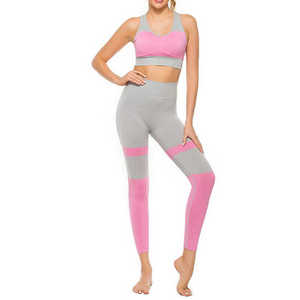 Ensemble de yoga sans couture taille haute, crop top dos nageur et leggings longs, color block rose et gris, tenue de sport deux pièces - Product Image 1