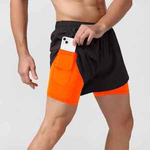 Diseñados para estilos de vida activos, estos pantalones cortos de verano para hombre ofrecen comodidad ligera y un estilo casual atemporal. - Product Image 2