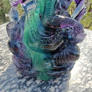 Statue de Ganesha sculptée à la main en fluorite arc-en-ciel, figurine de dieu à tête d'éléphant multicolore, décoration religieuse pour la maison - Product Image 3
