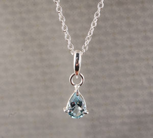 Collier pendentif en argent sterling 925 plaqué platine, topaze bleue naturelle vintage, coupe émeraude rectangulaire, bijoux en gros - Product Image 1