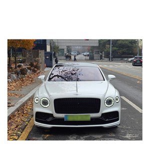 Bentley Flying Spur 4.0 S 2023/9, 12,060 km, Volante a la Izquierda - Product Image 2