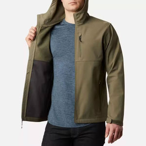 Veste Softshell Imperméable à Capuche pour Homme, Coupe-Vent d'Extérieur Personnalisé avec Fermeture Éclair et Poches Zippées, Vente en Gros Fabricant - Product Image 3