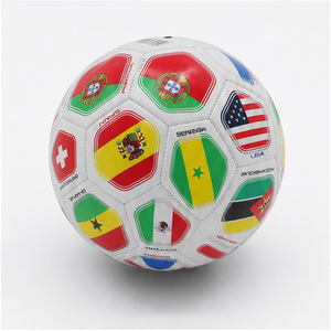 <span class=keywords><strong>Palloni</strong></span> <span class=keywords><strong>da</strong></span> <span class=keywords><strong>Calcio</strong></span> in Pelle PVC Taglia 5 Personalizzabili, Cuciti a <span class=keywords><strong>Macchina</strong></span>, Ecologici e Durevoli per Allenamento Sportivo di Squadra - Product Image 3