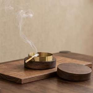 Cendrier en bois avec couvercle, cendrier pour salon, bureau, accessoire pour fumeurs d'intérieur - Product Image 2