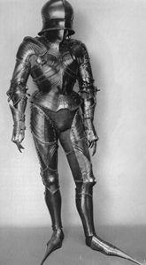 Armure complète en métal de qualité supérieure, de marque privée, avec un artisanat authentique de chevalier médiéval, pour l'exposition - Product Image 4