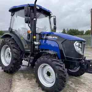 Nuevo Tractor Agrícola TE504 4WD de 65HP con Transmisión por Engranajes, Motor y Caja de Cambios en Venta - Product Image 1