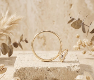 แหวนหมั้นเพชรโมอิสซาไนต์ทรงเรเดียนท์คัท ขอบทองคำขาว 14K ขายส่ง แหวนหรูหราแบบมินิมอล รับสั่งทำแบบ OEM ODM เครื่องประดับชั้นดี - Product Image 4