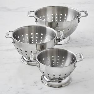 Kitchen Stainless Steel <b>Colander</b> With Mirror Finish For Washing Straining And Serving Fresh Produce And Noodles - Product Image 4