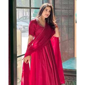 Vestido Anarkali de diseñador con Pent y Dupatta Val Moti Work para vestidos de fiesta de noche - Product Image 6