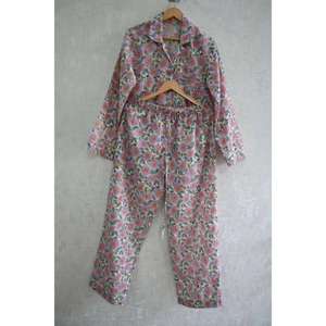Ensemble de pyjama en coton imprimé pour femmes, vêtements de nuit doux et respirants, coupe confortable, vêtements de détente pour femmes, vêtements de maison décontractés - Product Image 6
