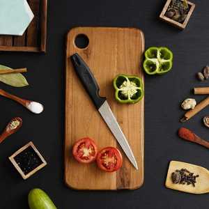 Planche à découper en bois élégante au design moderne avec un charme rustique, ustensile de cuisine haut de gamme, très demandé et très vendu. - Product Image 2