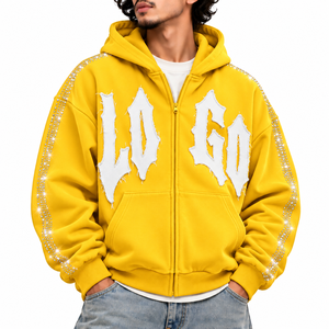 Sweat à capuche unisexe bordeaux zippé, coupe oversize, style streetwear, avec manches ornées de strass et motif lettres vieilli, 100% coton, écologique - Product Image 6