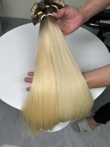 Extensions de cheveux Genius Weft Ombré Blond Platine, lisses comme des baguettes, double épaisseur, cheveux humains vierges vietnamiens - Product Image 6