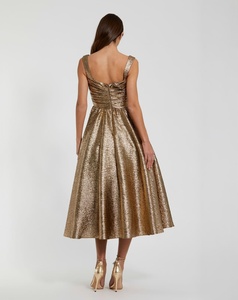 Elegante Vestido de Noche Dorado, Corte en A, Largo hasta el Suelo, 100% Poliéster, Cuello en V, Sin Mangas, con Cintura Imperio de Lentejuelas en Contraste y Cinturón Extraíble - Product Image 6