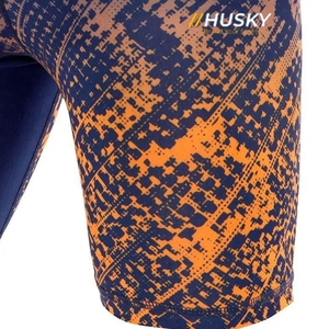 Shorts de Compresión Unisex de Nailon y Spandex, Cintura Alta Elástica, Bolsillo Oculto, Logotipo Personalizado, Secado Rápido, Ligeros, Transpirables, hasta la Rodilla - Product Image 4